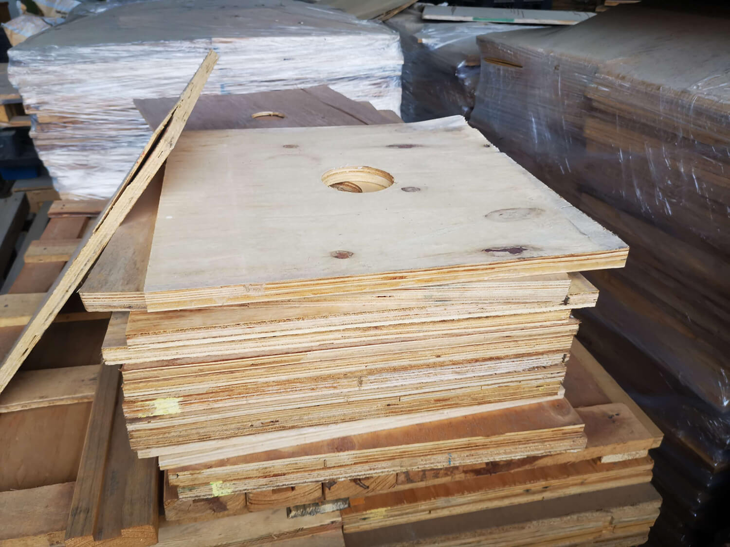 Recycle Plywood Uprate Timber
